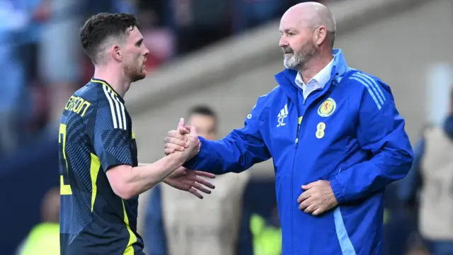 Andy Robertson and Steve Clarke 