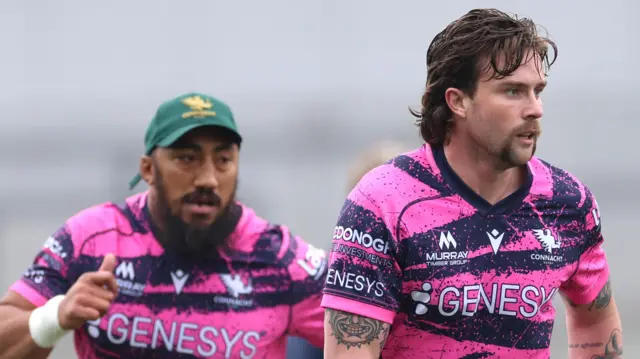 Bundee Aki and Mack Hansen