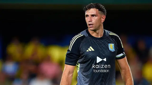 Emiliano Martinez of Aston Villa seen in action during the Trofeo La Ceramica friendly match between Villarreal CF and Aston Villa 