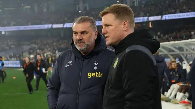 Ange Postecoglou and Eddie Howe stand together