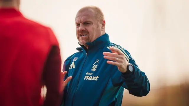Sean Dyche prepares the side during training at The Nigel Doughty Academy