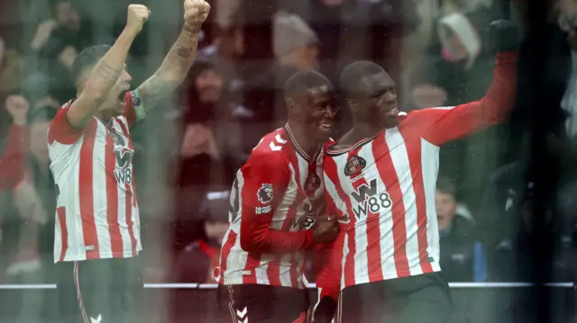 Sunderland players celebrate a goal