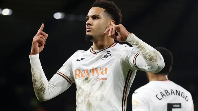 Myles Peart-Harris celebrates a Swansea goal