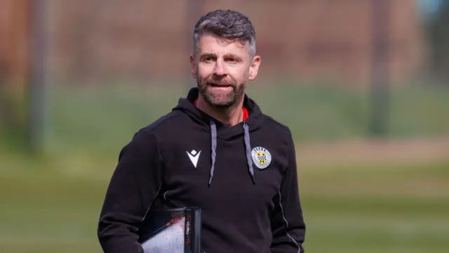 St Mirren manager Stephen Robinson in training