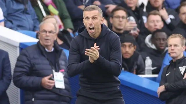 Gary O'Neil as Wolves boss.