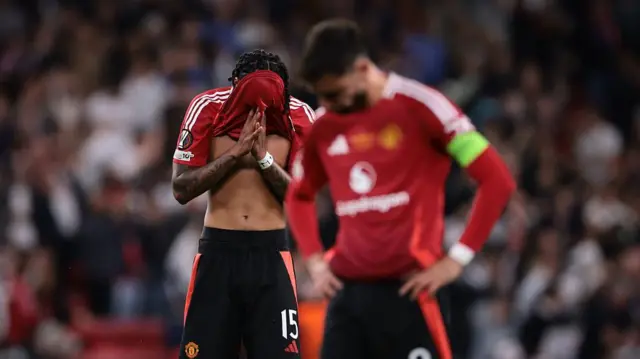  Leny Yoro and Bruno Fernandes
