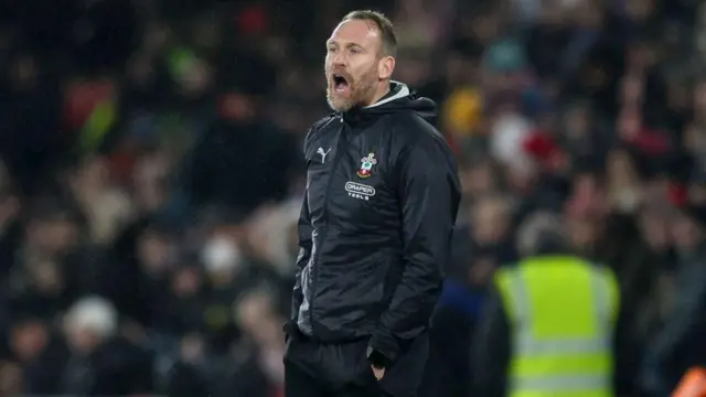 Interim Head Coach Simon Rusk during the Carabao Cup Quarter Final match between Southampton and Liverpool at St Mary's Stadium on December 18, 2024