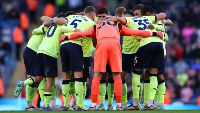 Southampton team huddle during the Premier League match between Manchester City FC and Southampton FC at Etihad Stadium on October 26, 2024