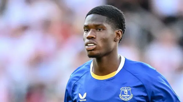 Thierno Barry in action for Everton