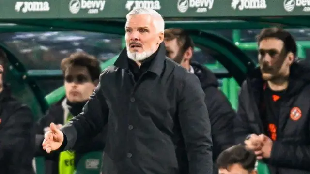 Dundee United Head Coach Jim Goodwin during a William Hill Premiership match between Hibernian and Dundee United at Easter Road,