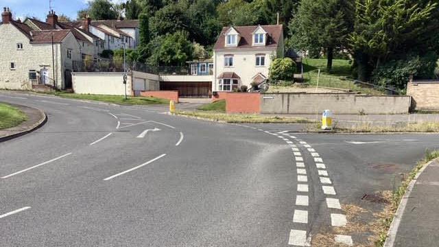 Everlands Junction With Church Road in Cam