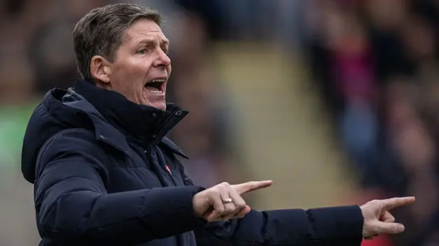 Oliver Glasner shouts instructions from the touchline