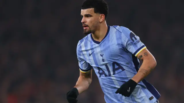 Dominic Solanke in action for Tottenham