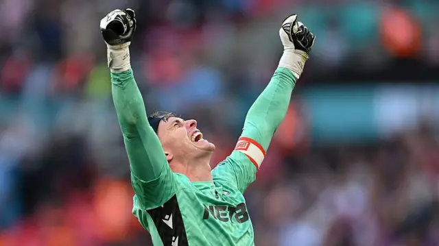Dean Henderson