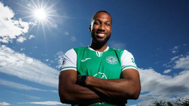 New Hibernian signing Junior Hoilett is unveiled at the Hibernian Training Centre, on August 06, 2024, in Edinburgh, Scotland.  (Photo by Ross Parker / SNS Group)