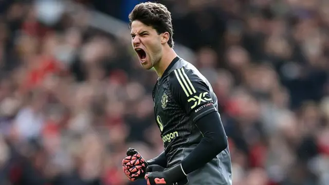 Senne Lammens of Manchester United