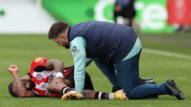 Ivan Toney receives treatment 