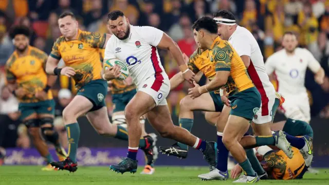 Ellis Genge on the run for England agaisnt Australia