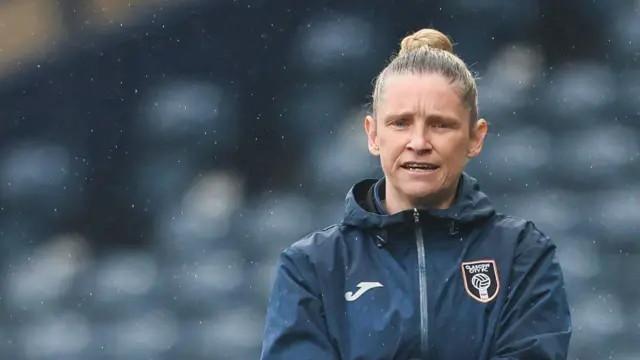 Leanne Ross