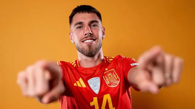 Crystal Palace and Spain defender Oscar Mingueza