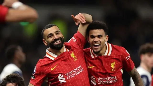 Mo Salah and Luis Diaz celebrate goal