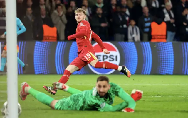 Harvey Elliott scores against PSG