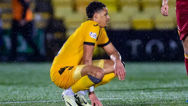 Tete Yengi looks dejected at full-time after 3-1 defeat to Motherwell