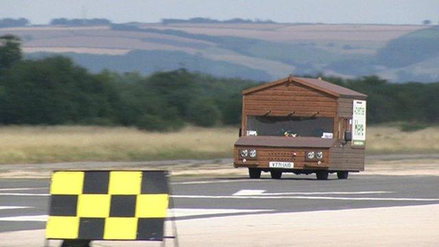 Watch the world's fastest shed record attempt