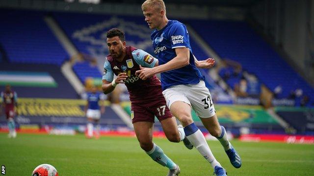 Despite a fourth game without a win, 18-year-old substitute Jarrad Branthwaite showed his promise in defence after replacing Mason Holgate who suffered an early injury