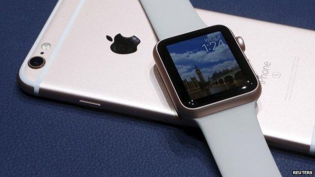 Smartwatch and iPhone