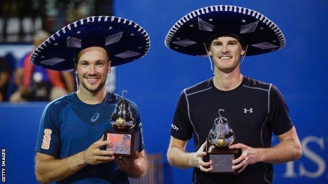 Jamie Murray and Bruno Soares celebrate their win at the Mexican Open