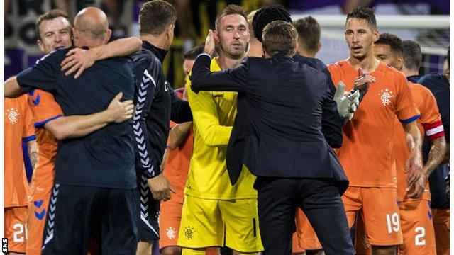 Allan McGregor and Steven Gerrard