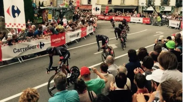 Tour de France riders in Vannes