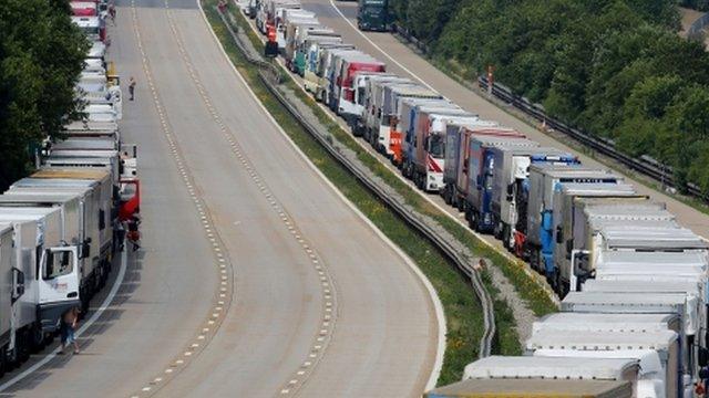 Queues of lorries on the M20