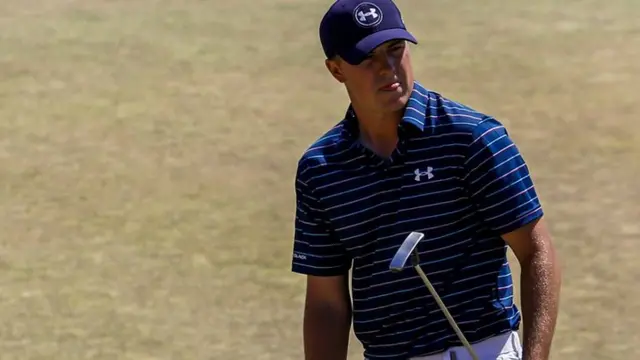 Jordan Spieth on the green