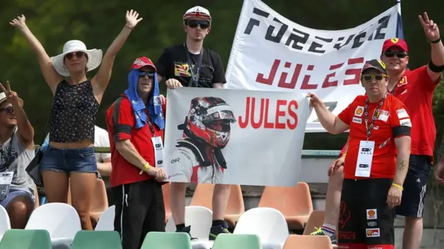 Fans pay tribute to Jules Bianchi