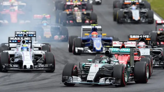 Nico Rosberg takes the lead