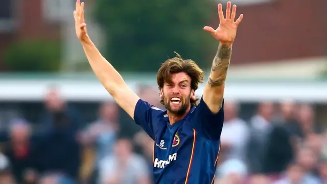 Reece Topley celebrates