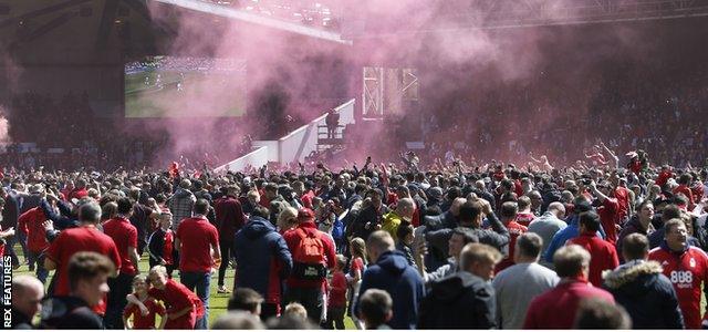 Forest fans celebrate their Championship survival