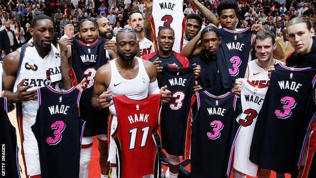 Dwyane Wade with his Miami Heat teammates.