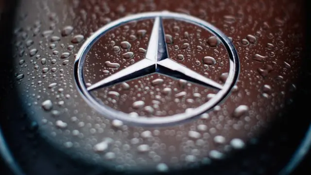 Wet Mercedes nose