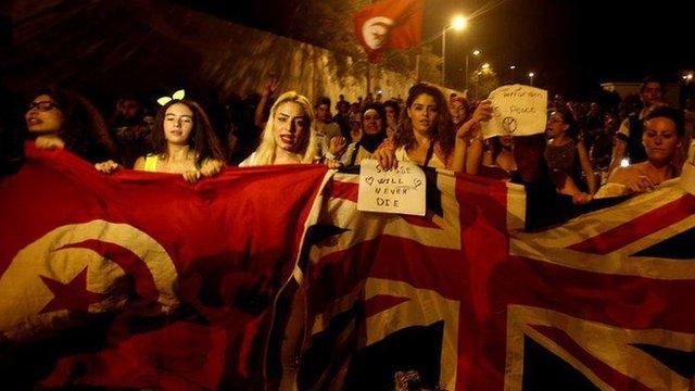 March held in #Sousse to denounce killing of 38 people at beach & hotel