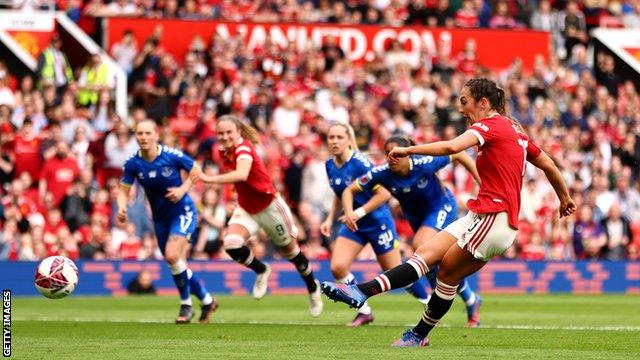 Katie Zelem scores a penalty for Manchester United against Everton in the Women's Super League