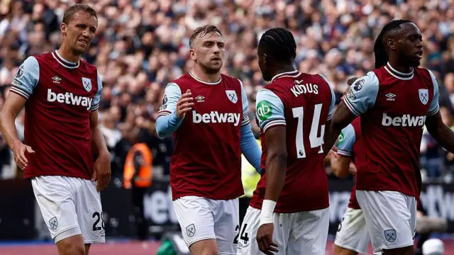  Jarrod Bowen celebrates after scoring the equalising goal for West Ham.