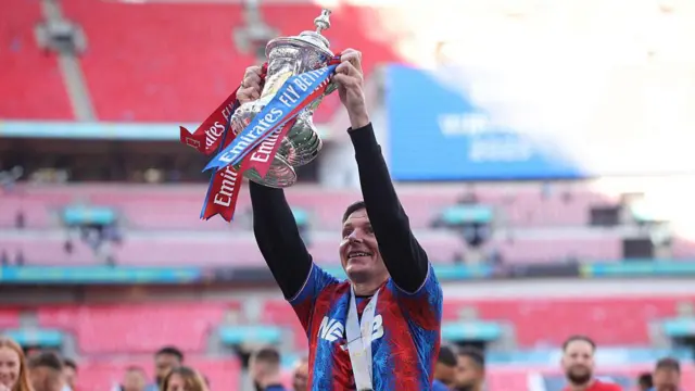 Oliver Glasner lifts FA Cup