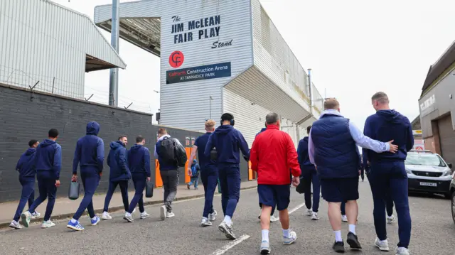 Dundee walk to Tannadice