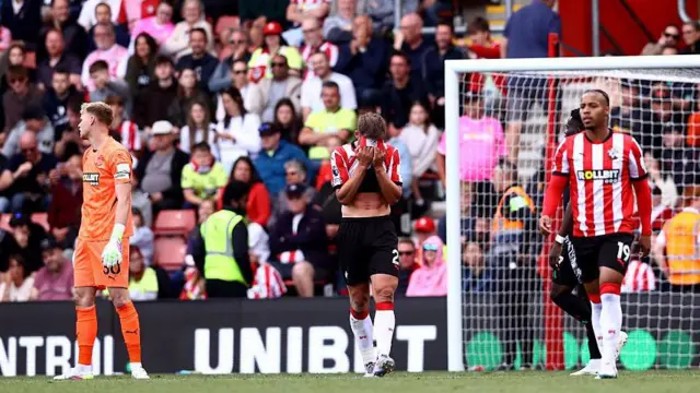 Southampton players on the pitch