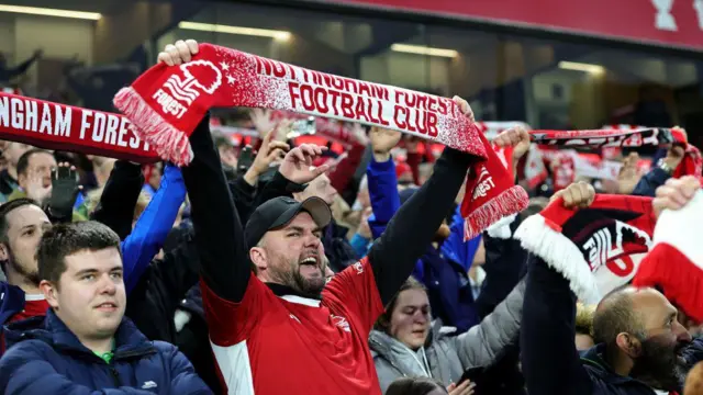 Nottingham Forest fans