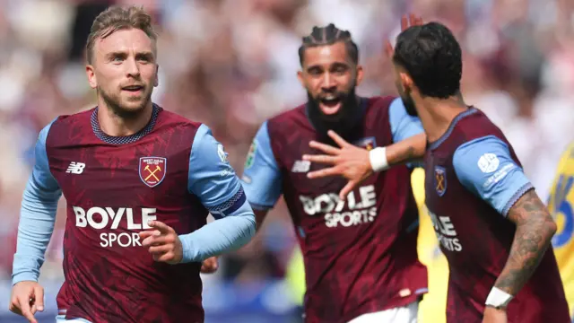 West Ham's Jarrod Bowen celebrates with his team-mates after scoring against Portsmouth in the EFL Cup