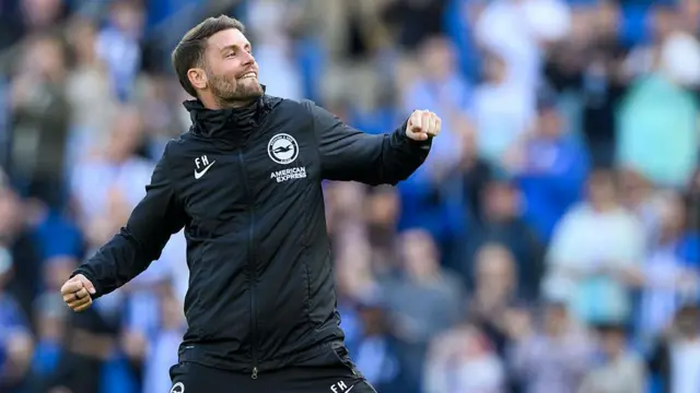 Fabian Hurzeler celebrating